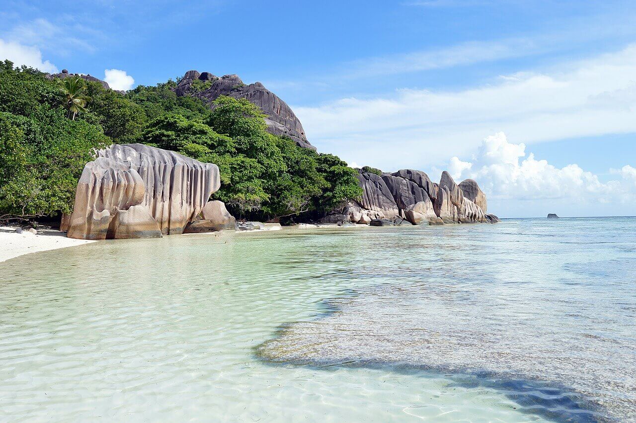 Seychelles_Serenity_A_Tropical_Escape.jpg